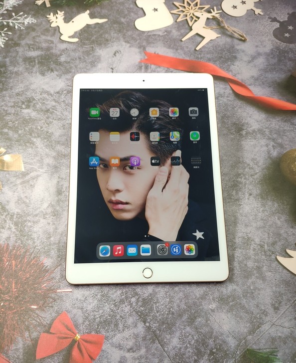 iPad2019款第7代插卡版，128G，...