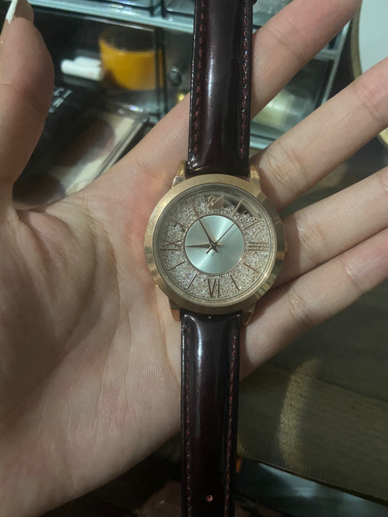 施华洛世奇风手表低价出 售出不退不换 可私...