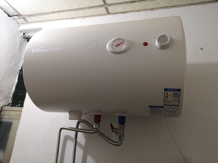 万和电热水器，型号：E40-Q1W1-22...