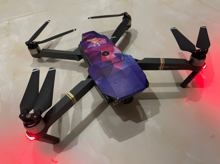 Dji 大疆 Mavic Pro 御 三电...