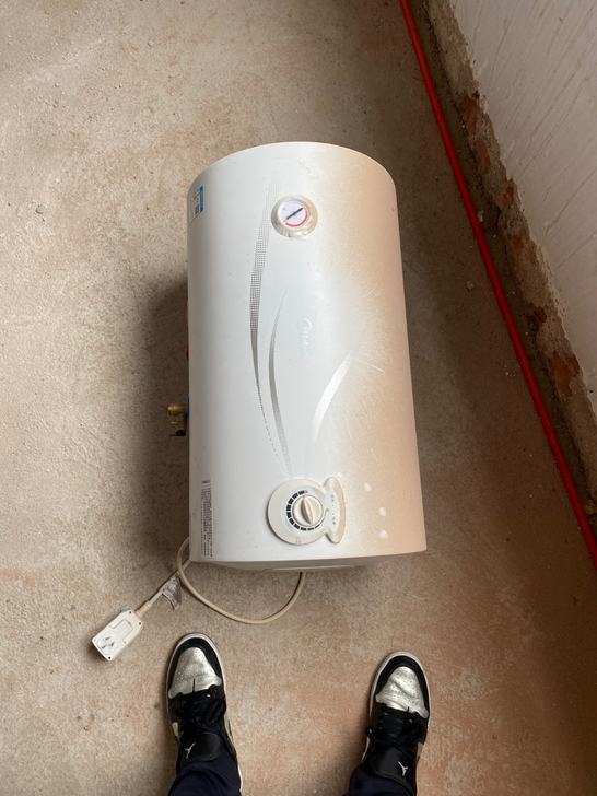美的热水器，几乎没怎么用，给钱就卖，仅限同...