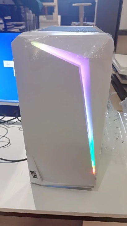 i7 六核网吧组装机 全新还没用  只有两...