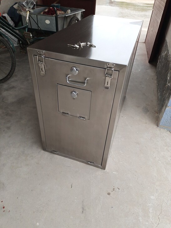 金属工具箱产地：中国大陆是箱通吃！想咨询具...