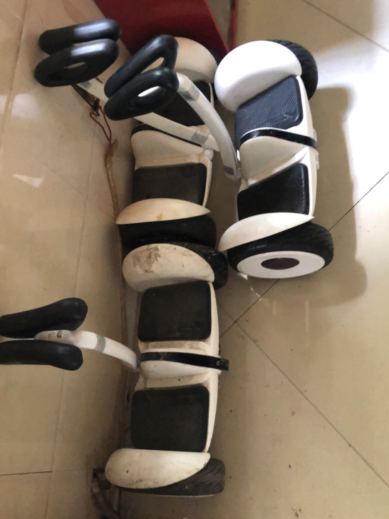 小米电动平衡车 电池坏了 欢迎打包 全部当...