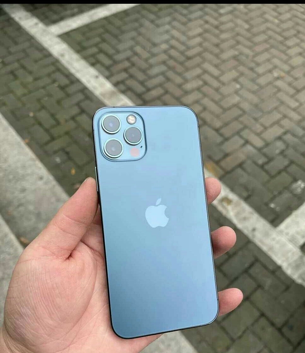 苹果iPhone 12 Pro 。海蓝色2...