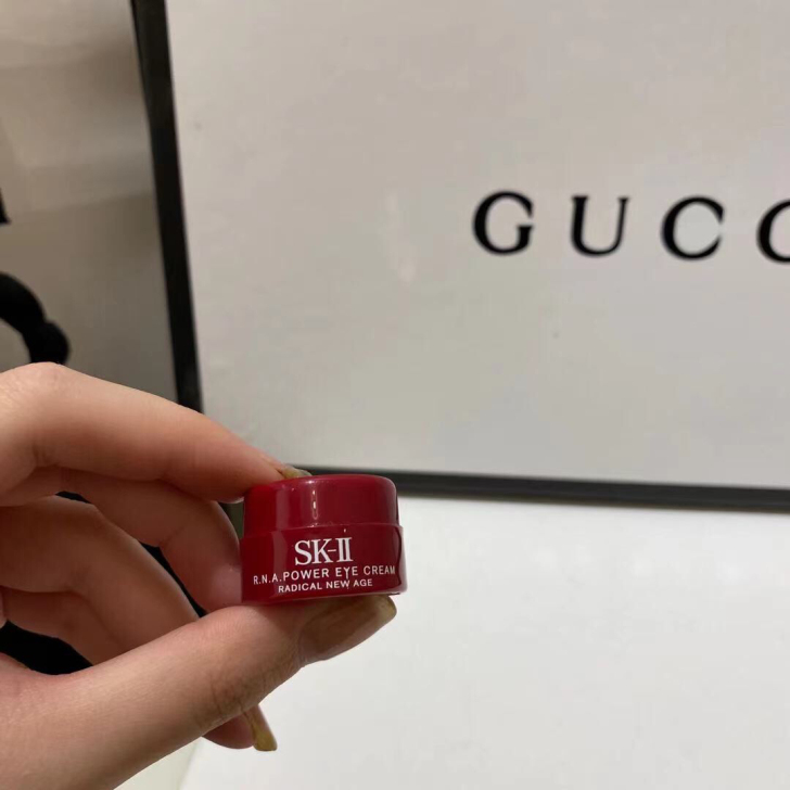 眼霜小样，只有2.5