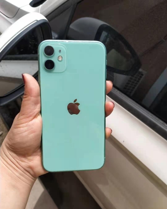 苹果11 苹果11  几乎全新 无拆修 自用