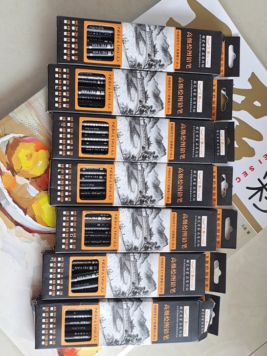 转手原因 毕业了用不着了 闲置 铅笔不是满...