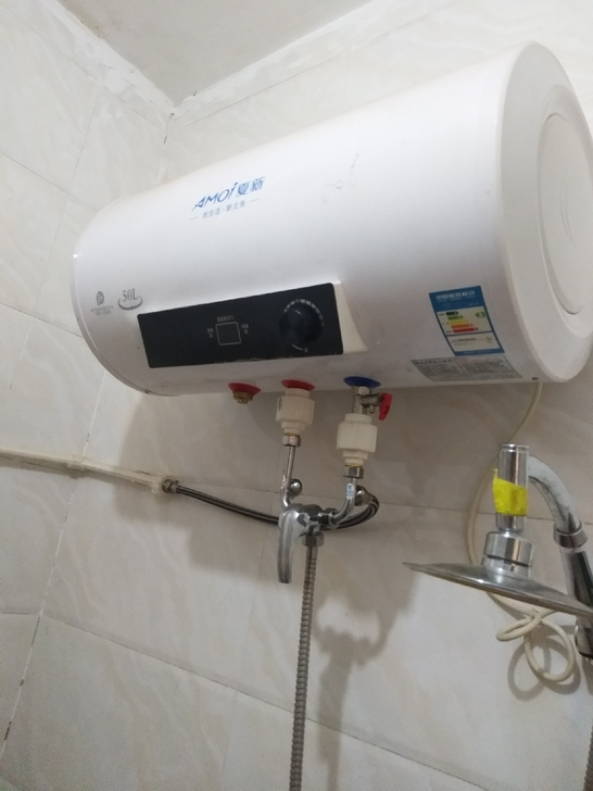 二手50升夏新八成新热水器运作正常，搬家用...