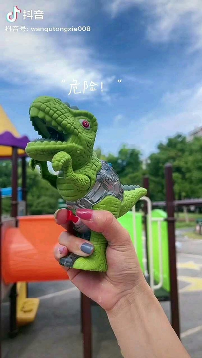 恐龙水枪霸王龙三角龙喷水玩具模型儿童男女孩...