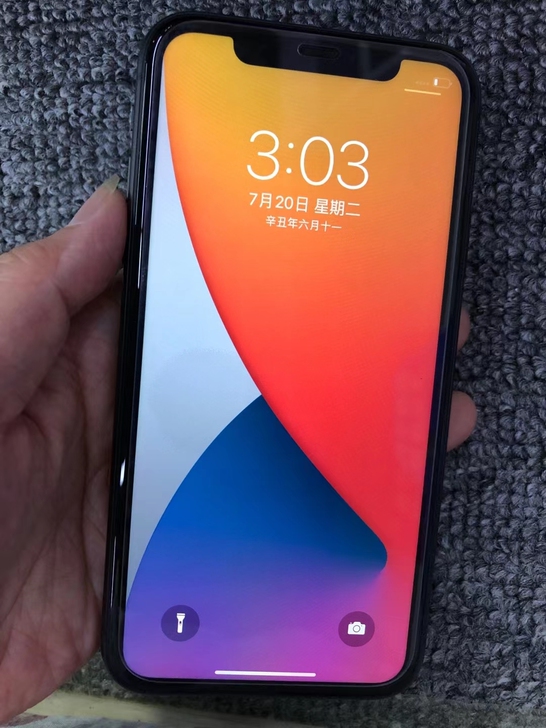 苹果11，国行128G电池90%，九九新功...