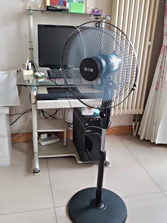 邻居家的家具店不干了落地扇全新的风速大静音！