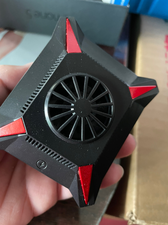 手机散热器半导体降温冷却贴制冷发烫水冷式小...