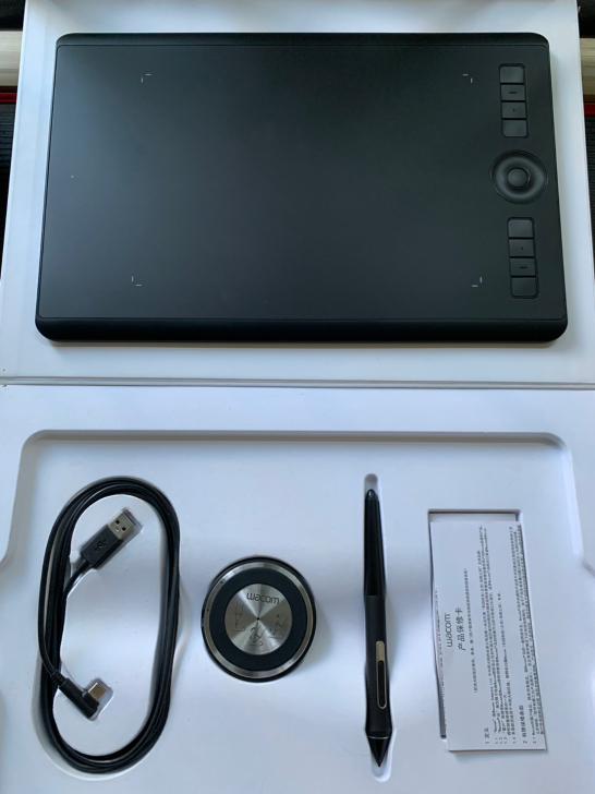 Wacom 影拓pth660-k0 数位板...