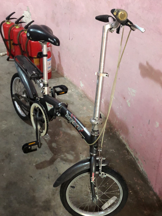 雷亚折矗自行车