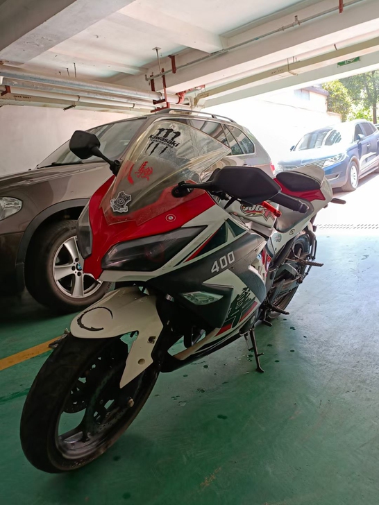 小忍者摩托车