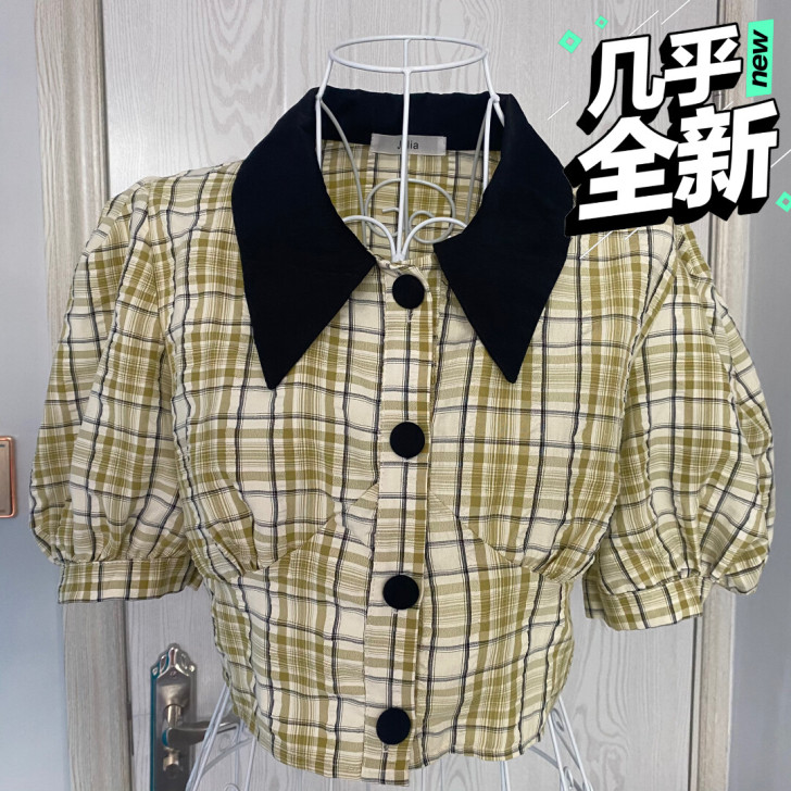 原相机实拍可爱娃娃领绿色减龄泡泡袖上衣女