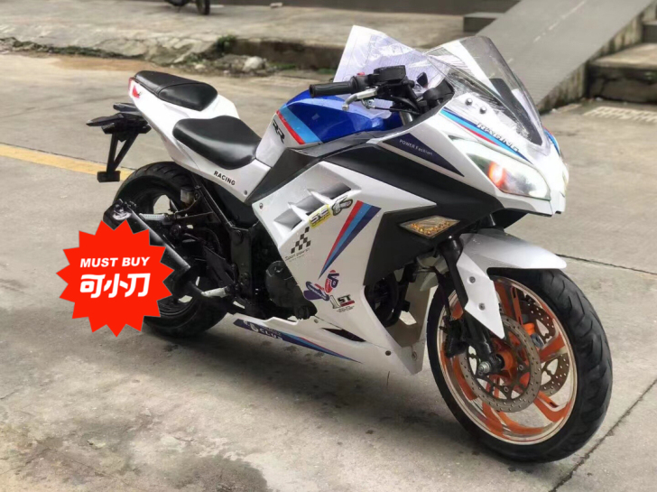 小忍者跑车摩托车 白色款式，原装大灯，卖了...