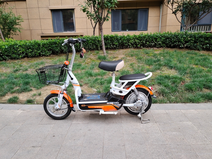 绿源电动车出售