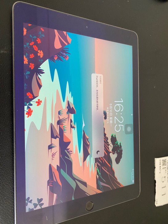 iPad2018 深空灰国行128g，19...