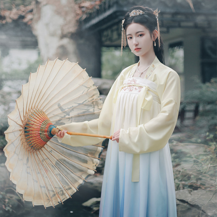 池夏 仑灵:玫儿 渐变齐胸襦裙套装