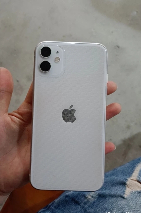 品牌型号 :iPhone 11 128...