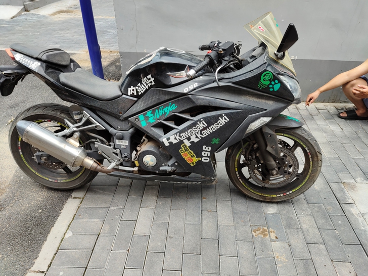350摩托车 赛车摩托