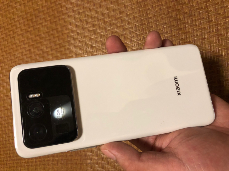 型号：小米11 Ultra 全网通5G 亮白