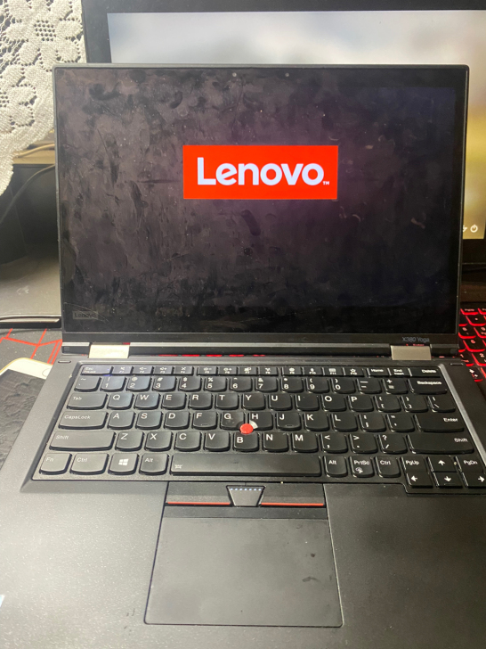 Thinkpad x380 yoga i5...