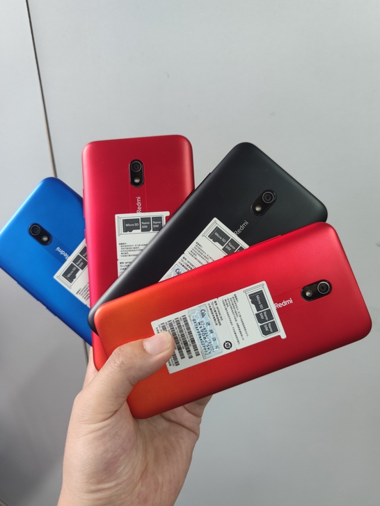 红米8a redmi 4+64 二手原装机...