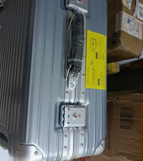 全新铝框拉杆箱万向轮旅行箱20英寸网易严选...