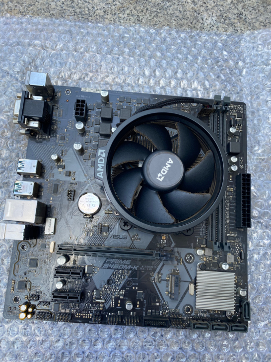 网咖升级出40片华硕PRIME B450M...