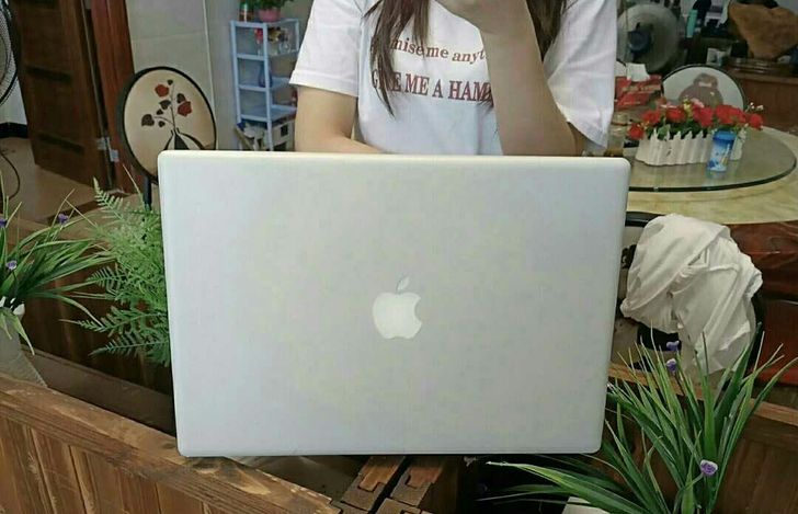 女生个人闲置苹果Mac  Book pro...
