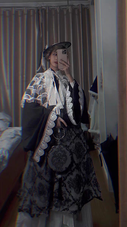 冰心俏语汉服 子墨兰馨 明制汉洋折衷比甲立...