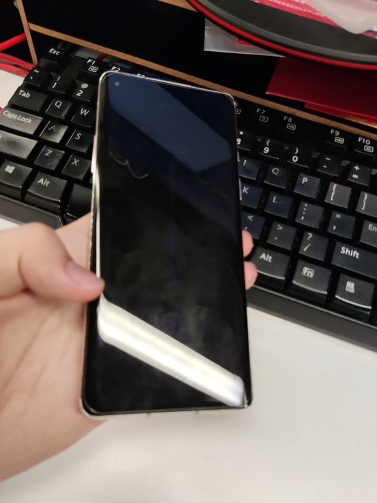 自用一加8 8+128 银翼  99新不刀
