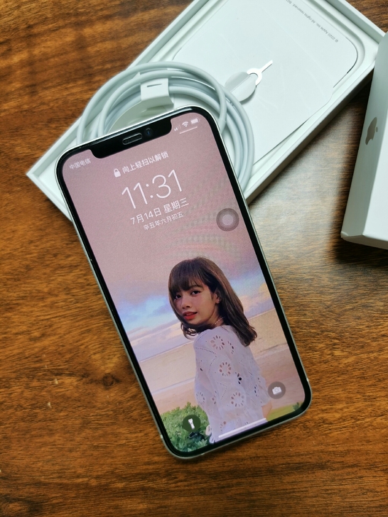 苹果iPhone12，国行，128内存。再...