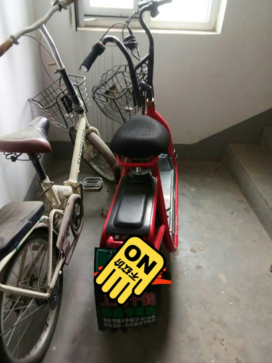 爱玛电动车骑不着了，电池还能骑二十多里地吧...