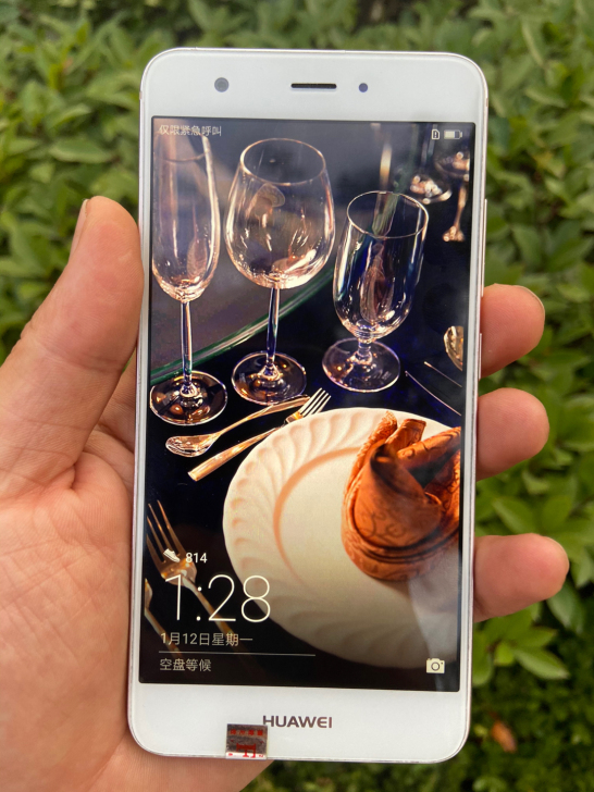 华为NOVA成色新！4+64g大屏荣耀安卓...