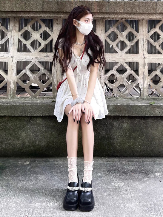 夏装连衣裙换JK格群或JK西服或JK相关