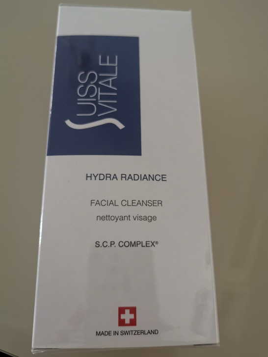 瑞之唯保湿洁面，全新未拆封，保质期见图三2...