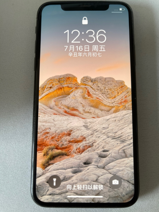 国行 iPhone x 64g 后玻璃碎了...