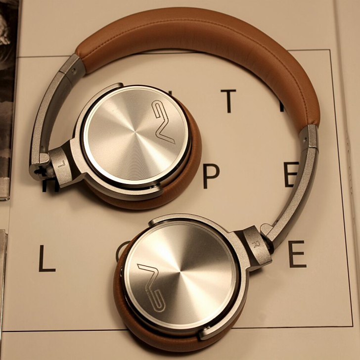 勒姆森 蓝牙耳机    闲置