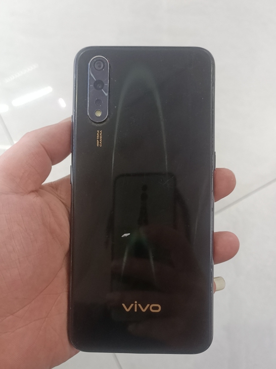 vivo Z5 手机 配置6+64 功能全...