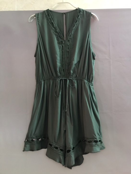 全新外单无袖蕾丝花边连体裤,面料柔软舒适透...