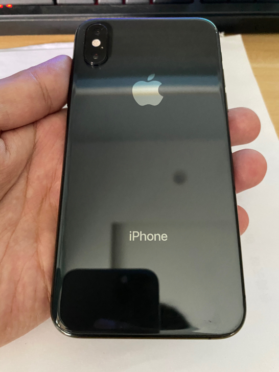 苹果xs 256g黑色全网通成色好  贴膜...