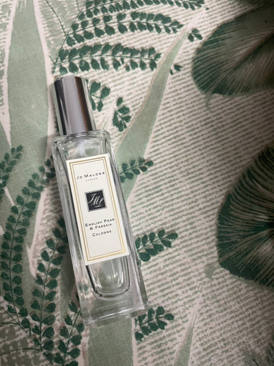 祖马龙英国梨与小苍兰香水 30ml 余量如...