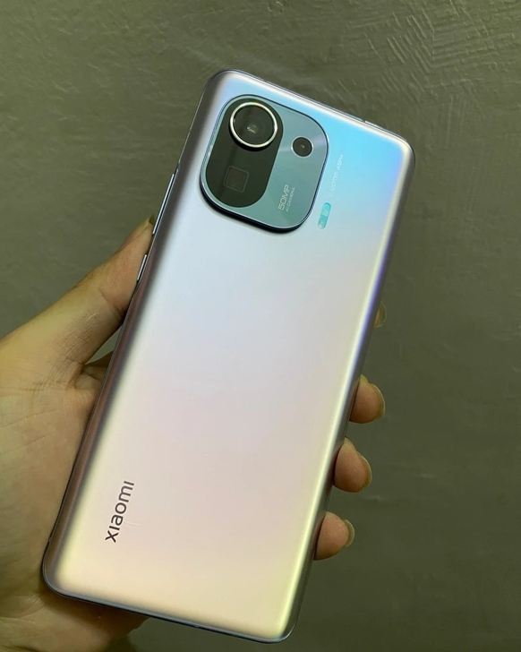 99新自用小米11 Pro紫色，8+256...