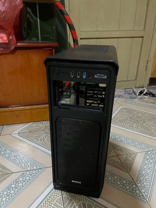 先马坦克机箱
