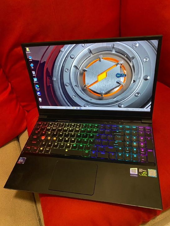 i7八代 机械革命 深海幽灵z2 GTX1...