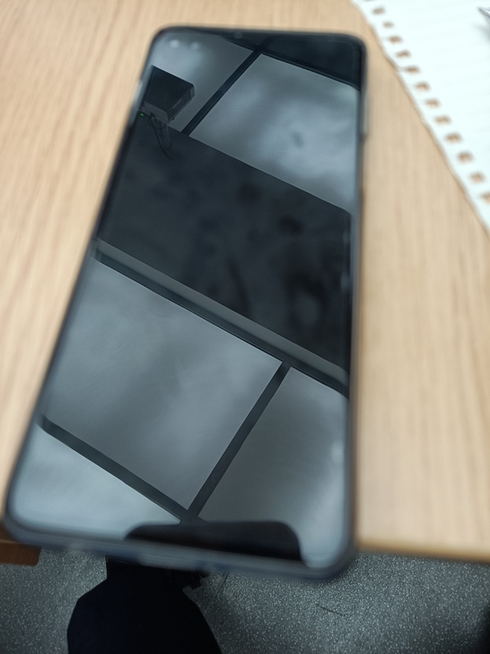 Moto edge s 8+128 自用箱...
